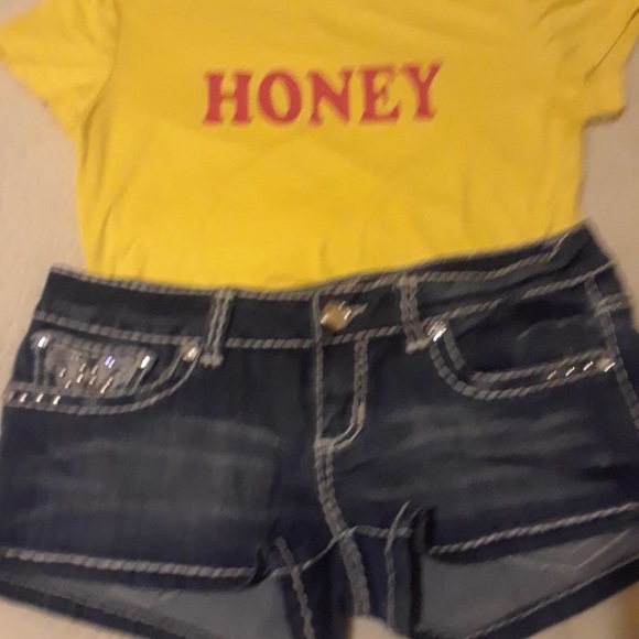 Exclusively Fancy Tops - Fancyqube Crop top short sleeves